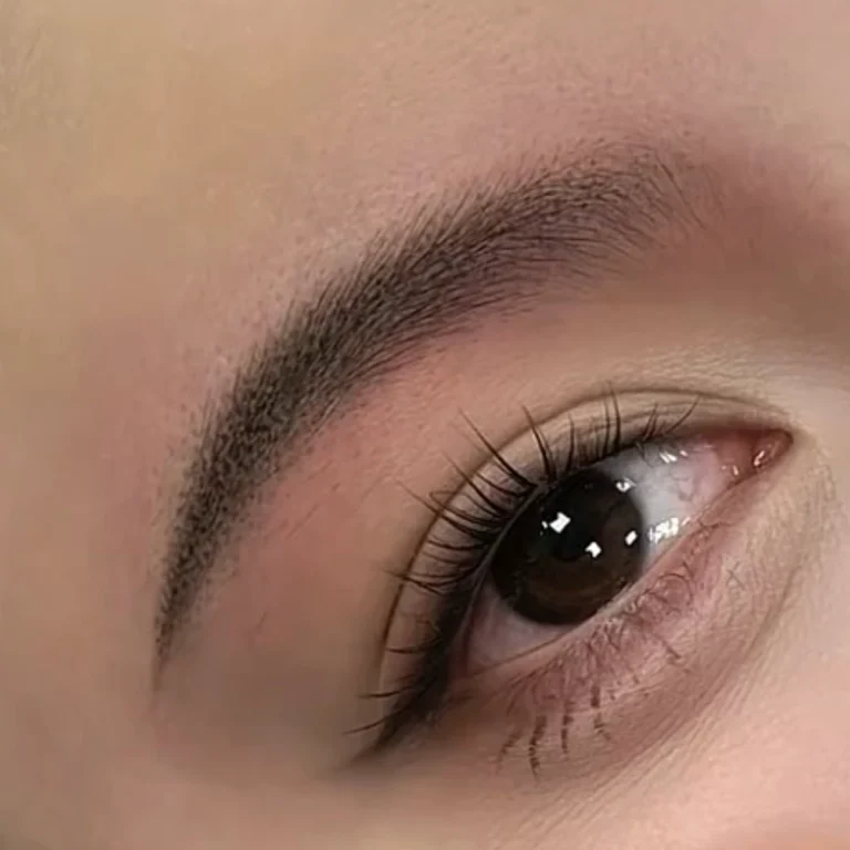 Video Phun mày Makeup - Kieu My Brows
