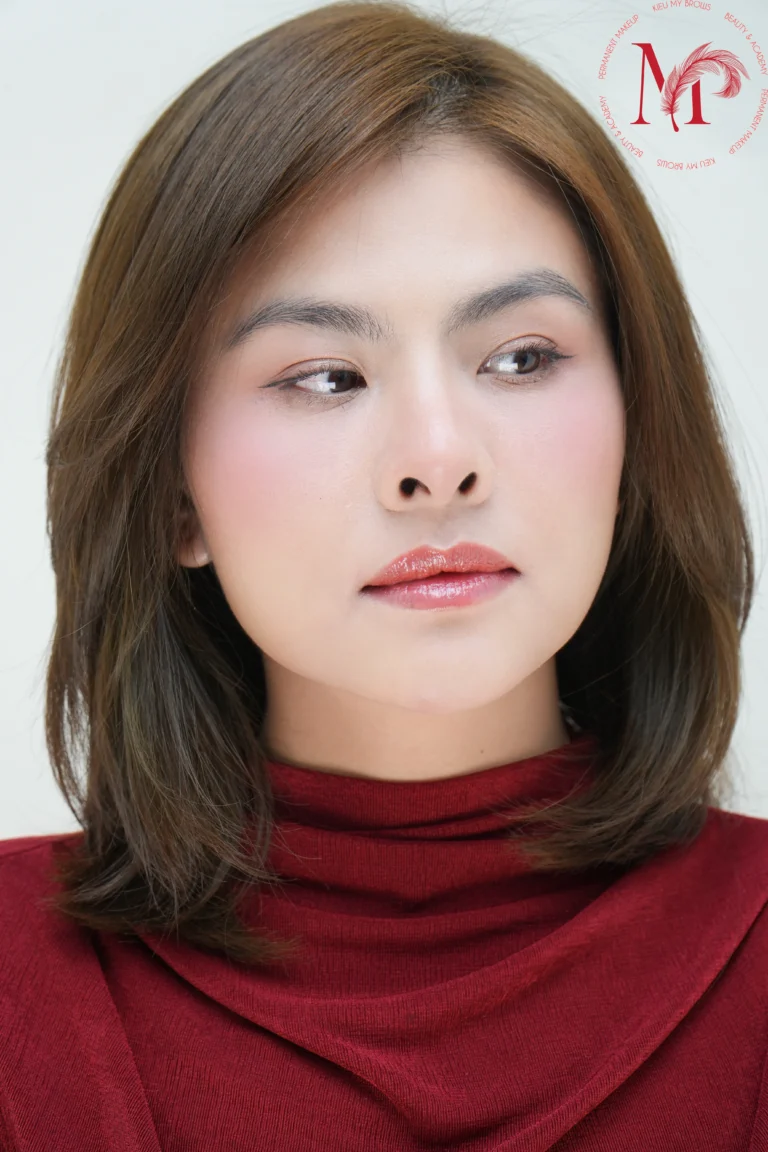 Chân dung khách hàng sau khi làm chân mày tại Kieu My Brows